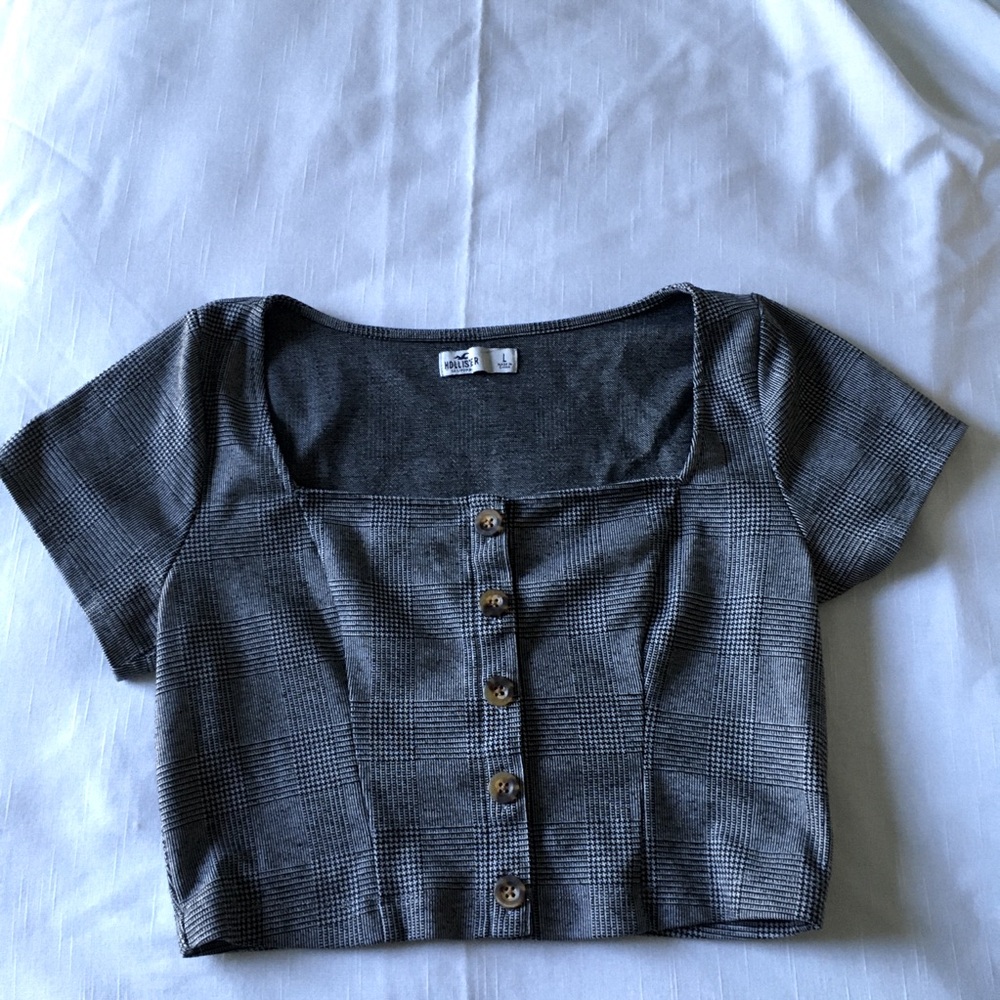 Hollister Plaid Cropped Mock Button-up